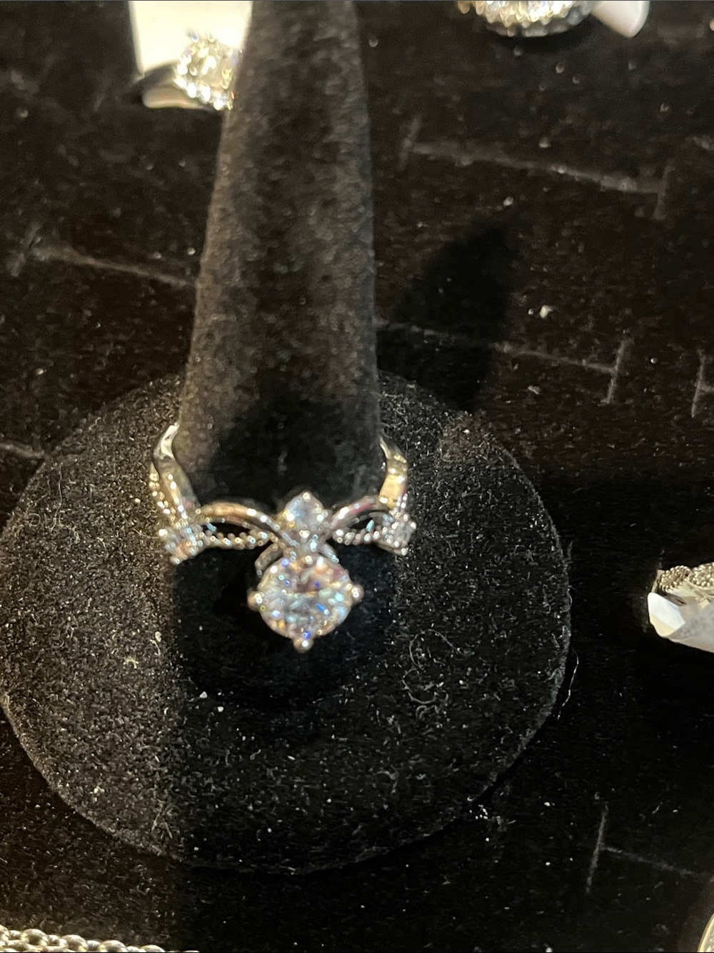 Classic Silver-Tone moisenite Floral Halo Ring - Silver